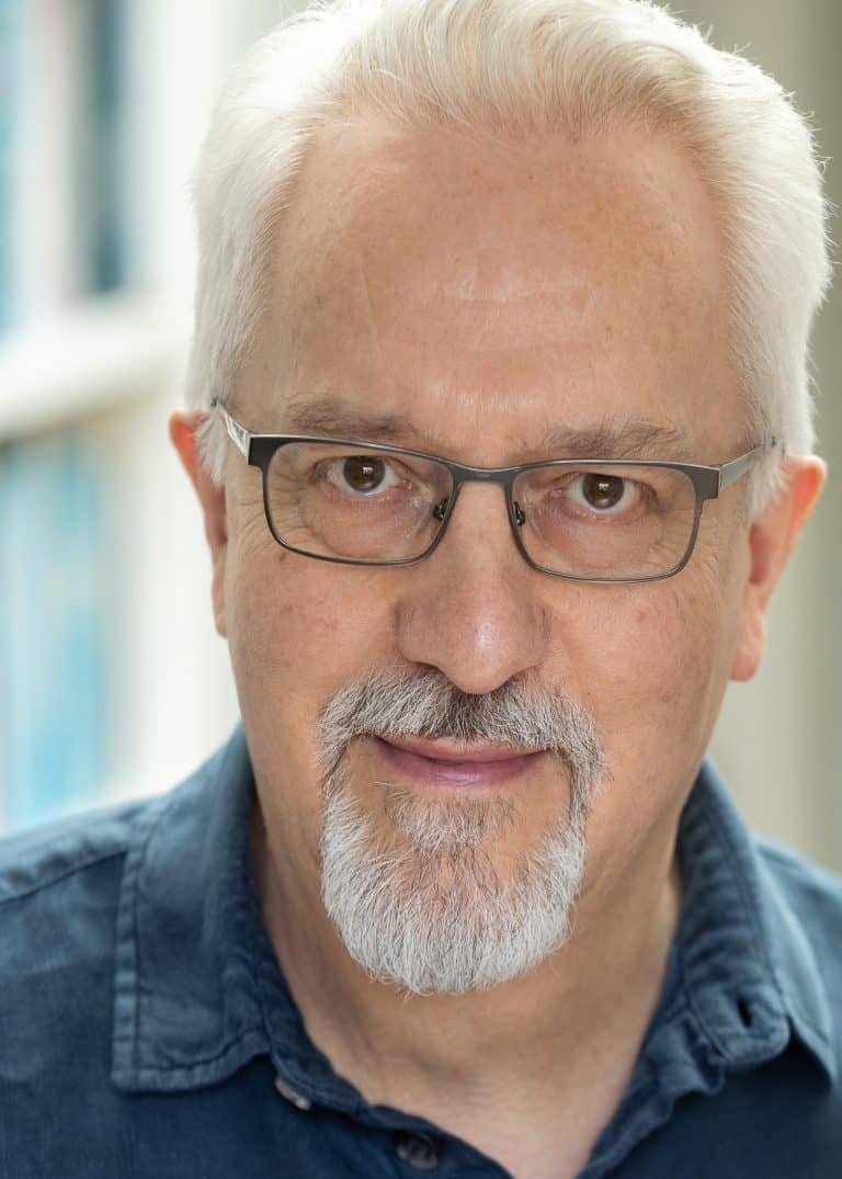 Alan Hollinghurst wint de David Cohen Prize for Literature 2025!